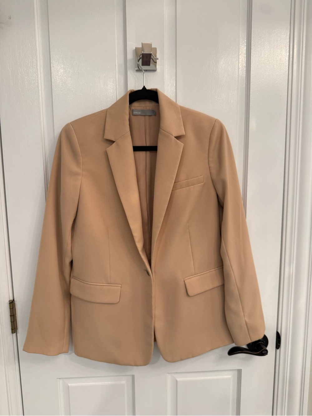 Vince Camel Single-Button Tailored Blazer